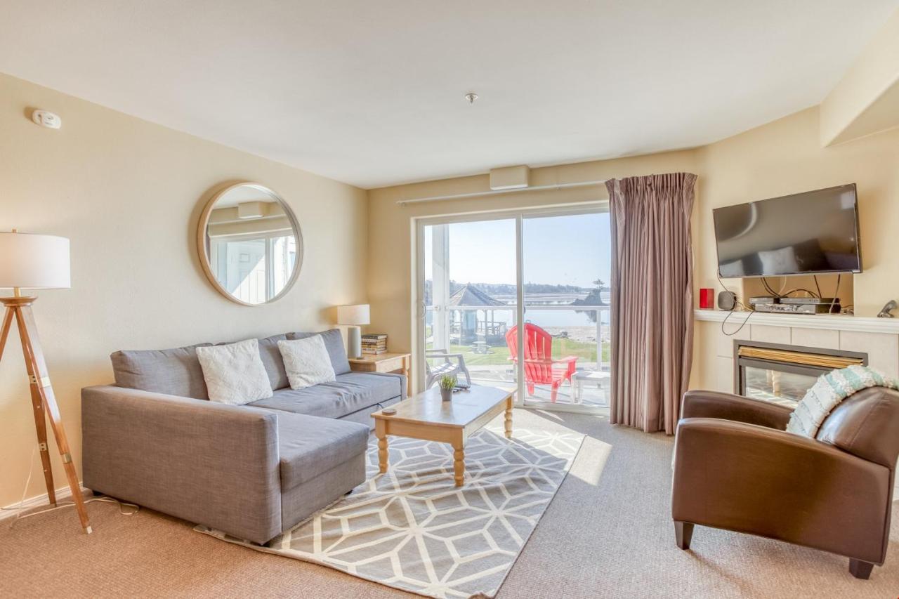 Birds Nest Suite Lincoln City Extérieur photo